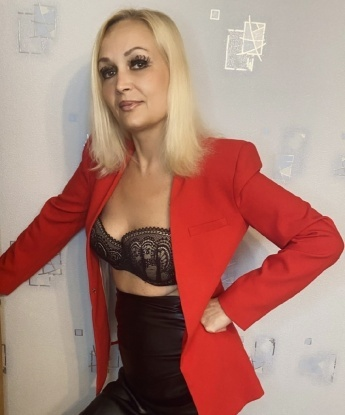 🔥 Со мной ты окунешься в мир страсти и блаженства. Я знаю все тайны наслаждения и готова реализовать твои самые смелые фантазии. ❤️ Фото и отзывы на моем профиле говорят сами за себя – мое тело стройное и нежное, а мои услуги оставляют незабываемые впечатления. Эксклюзивный опыт со мной точно стоит твоего времени. 🌟 Не упусти шанс испытать настоящую страсть! Жду тебя в Москве. 💋 Лилия
